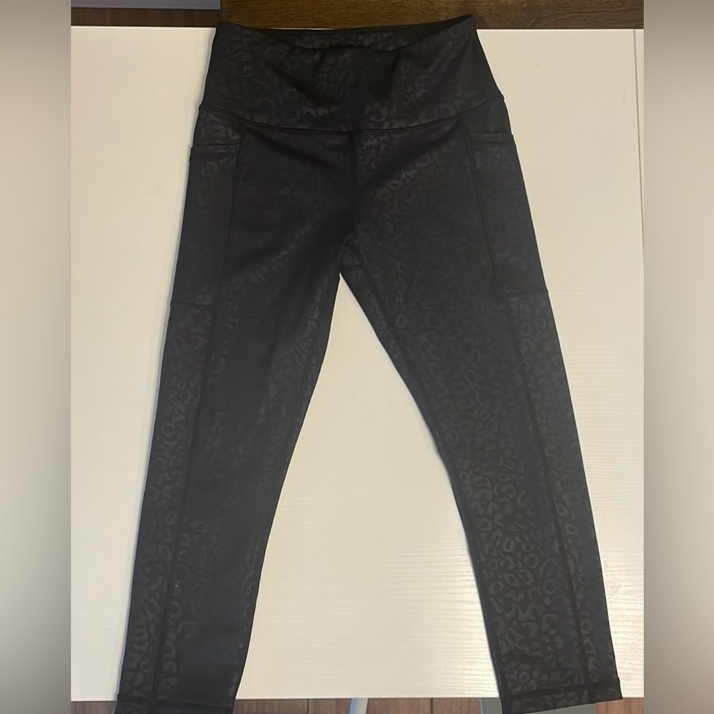 CVG worn once capris